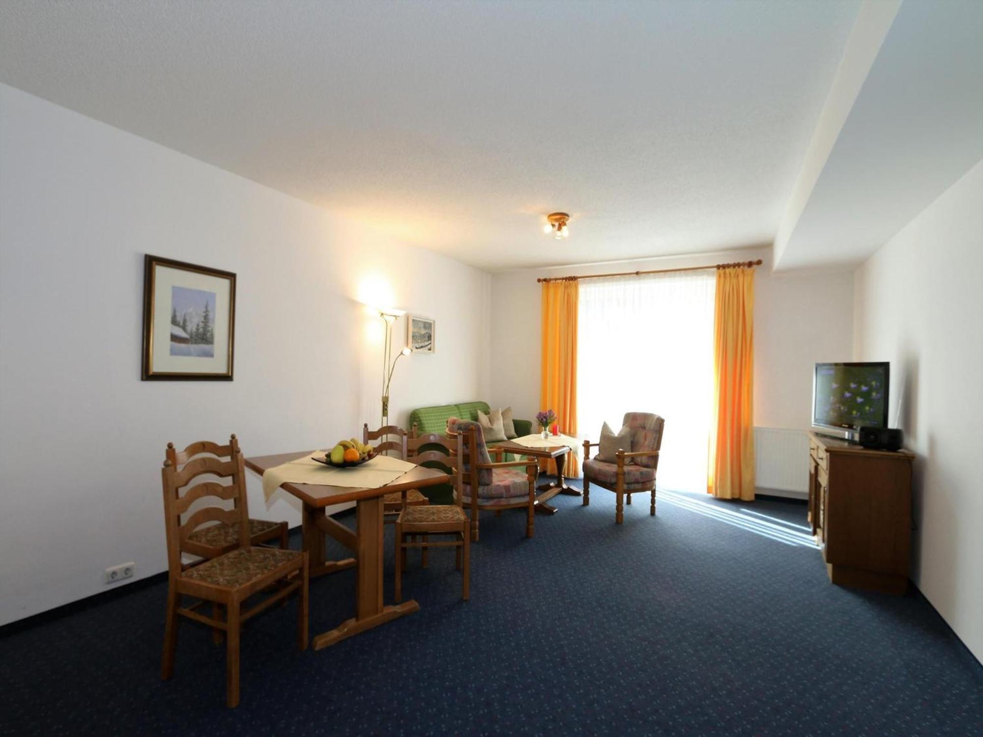 Apartment In Bichlbach With Parking Space Eksteriør bilde
