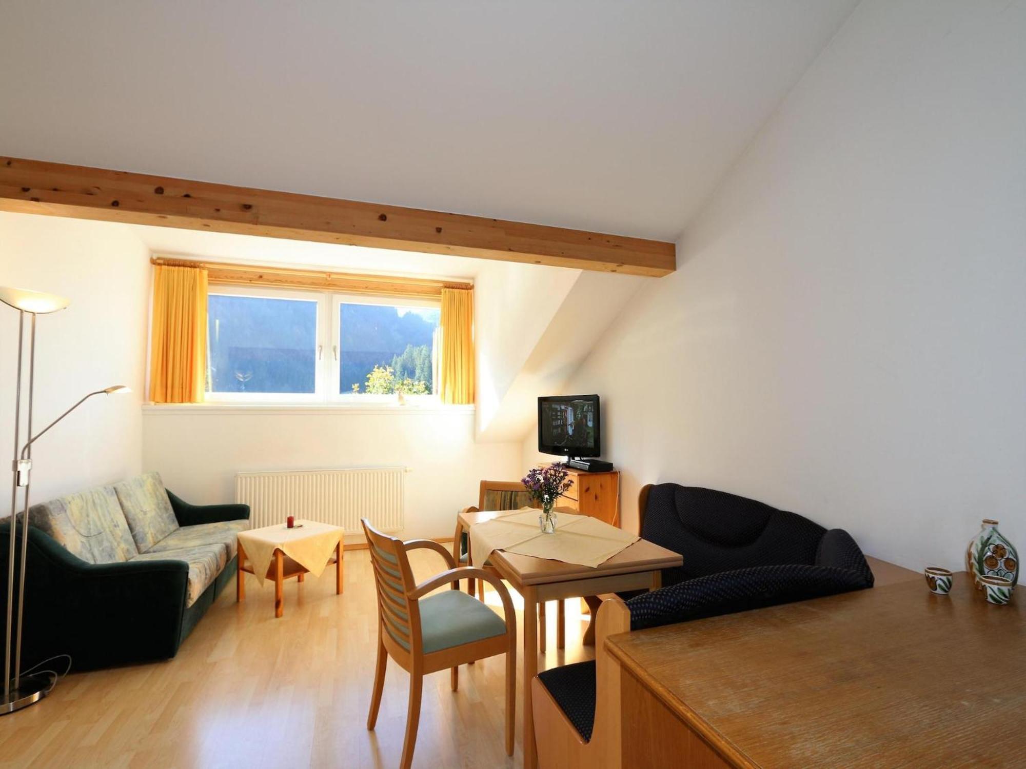 Apartment In Bichlbach With Parking Space Eksteriør bilde