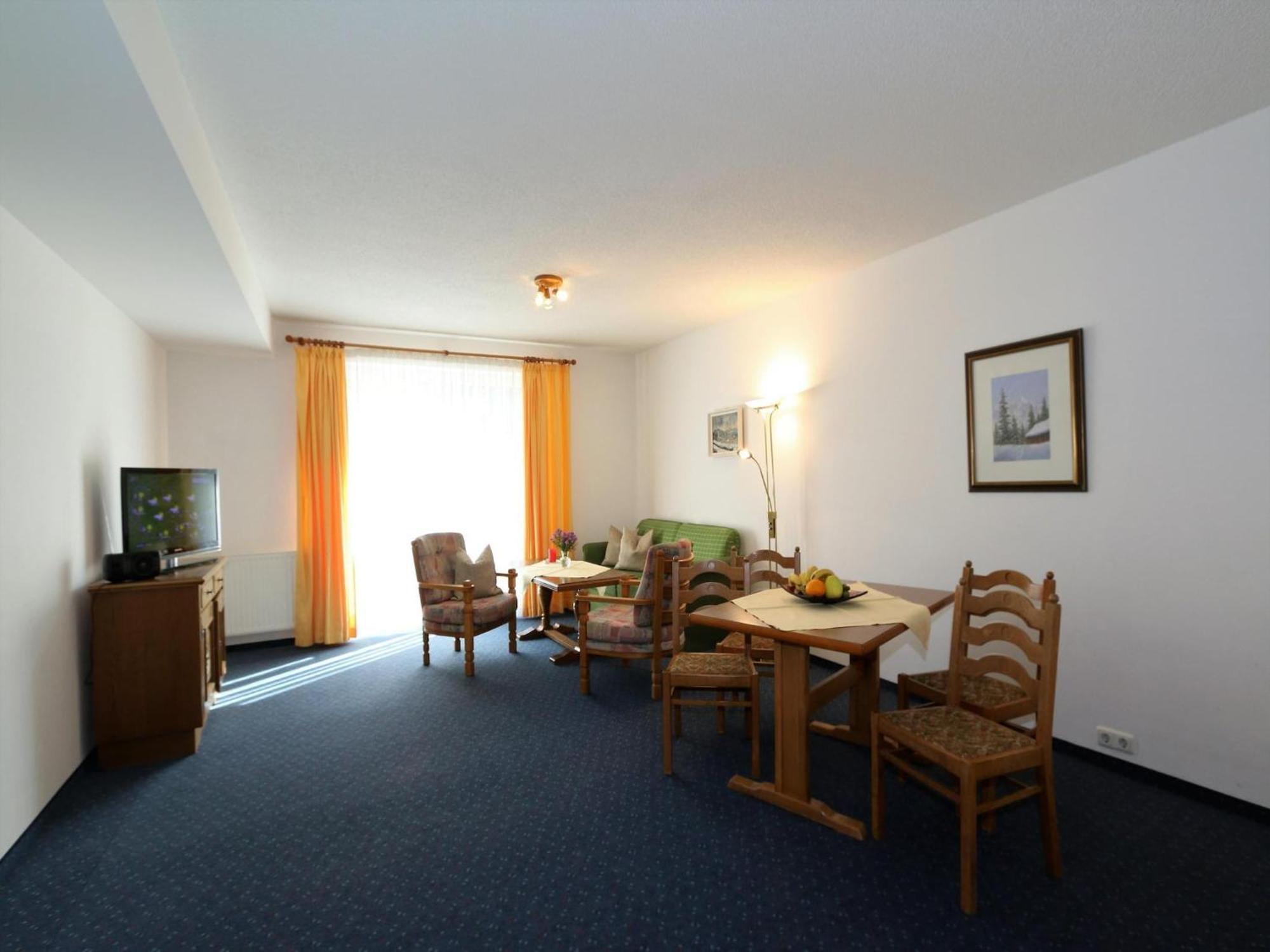 Apartment In Bichlbach With Parking Space Eksteriør bilde
